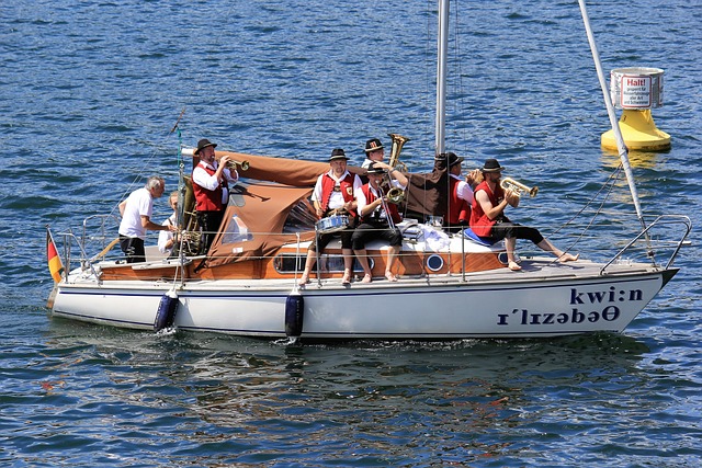 要新的帮手 要新的帮手