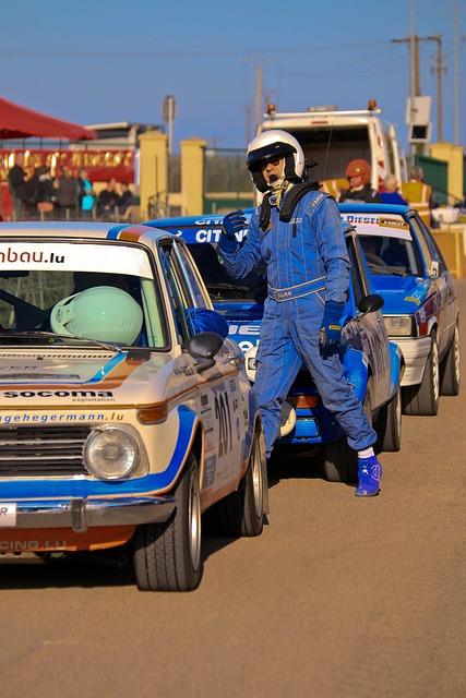 励年轻一代 励年轻一代